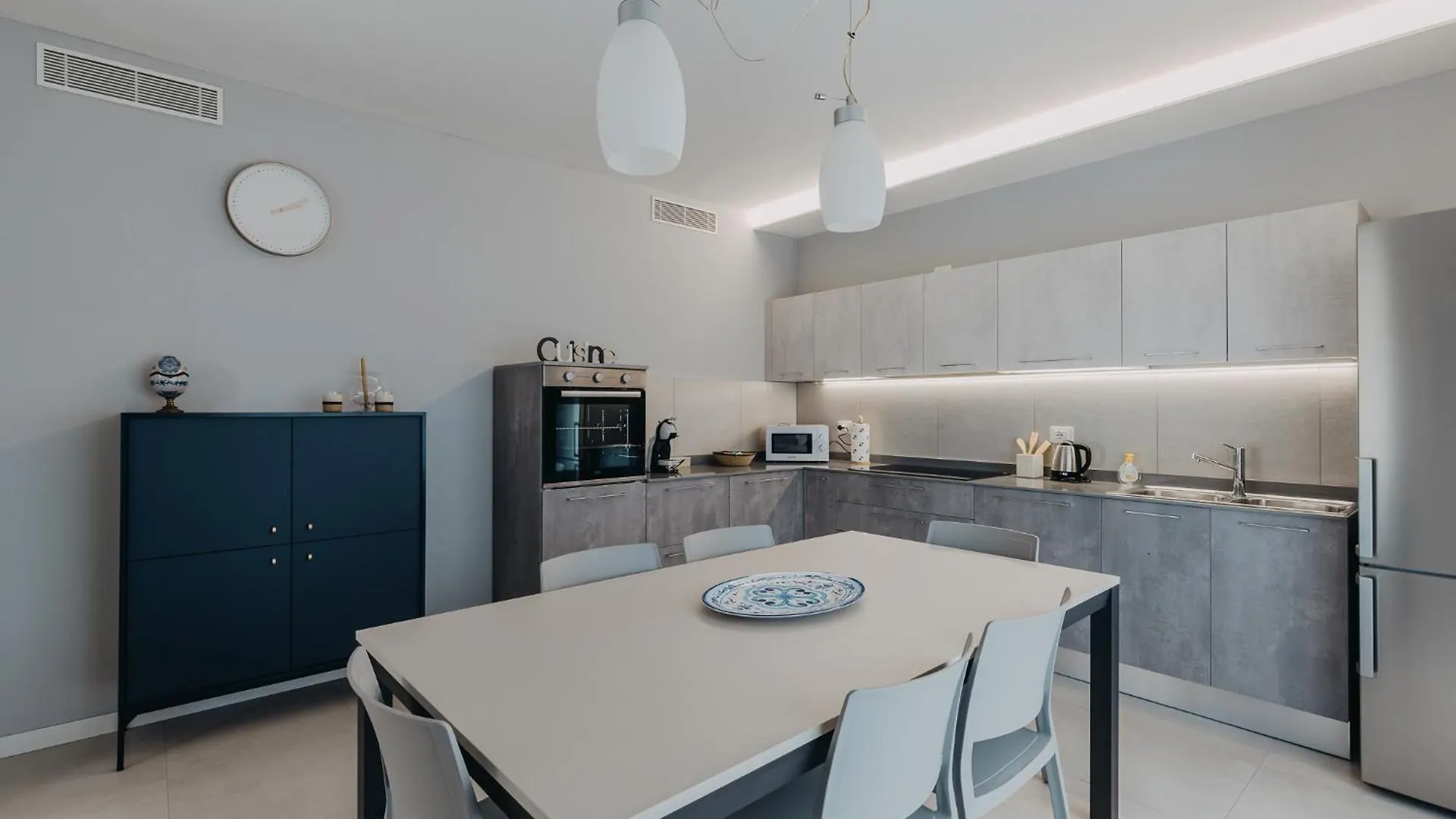Villa Dama Holiday Apartments 파뎅게술가르다
