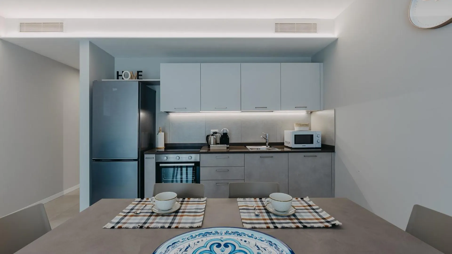 Villa Dama Holiday Apartments 파뎅게술가르다 0*,  이탈리아