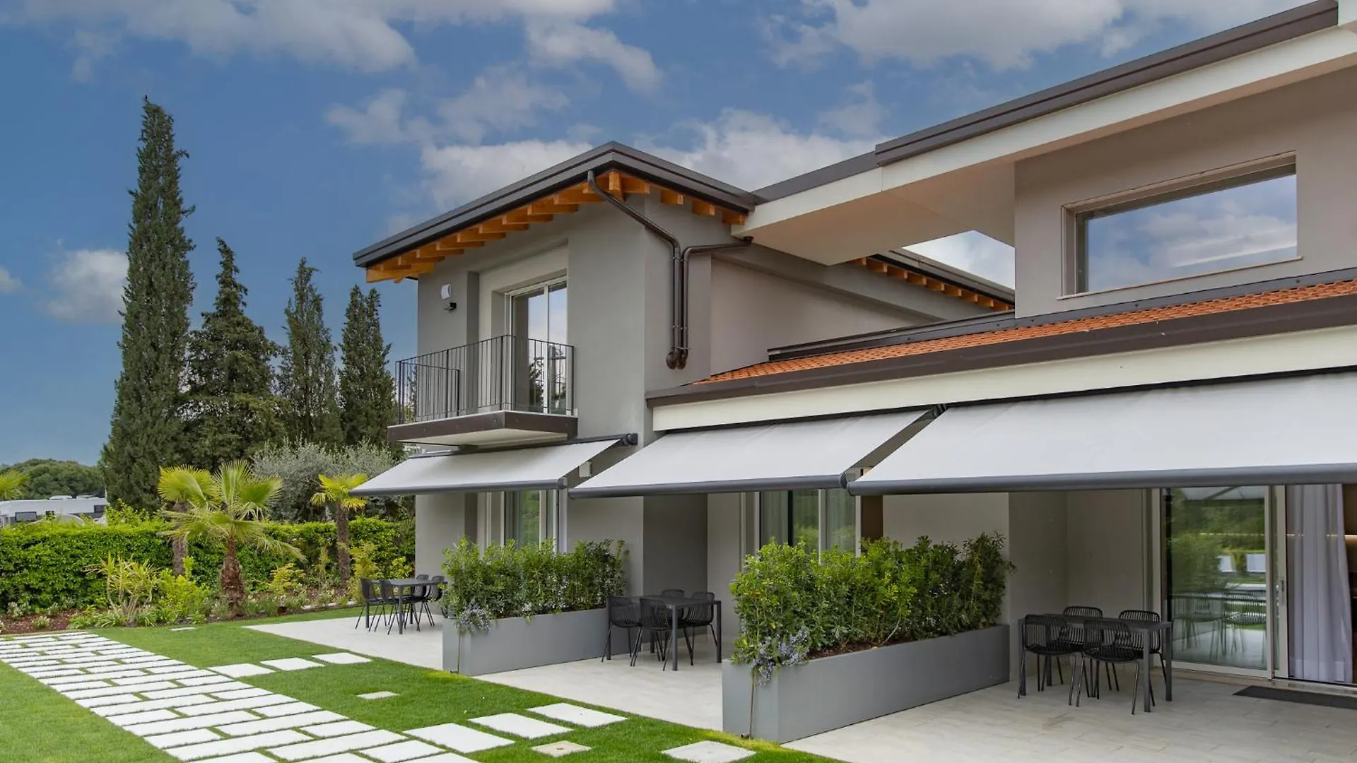 Villa Dama Holiday Apartments 파뎅게술가르다 이탈리아