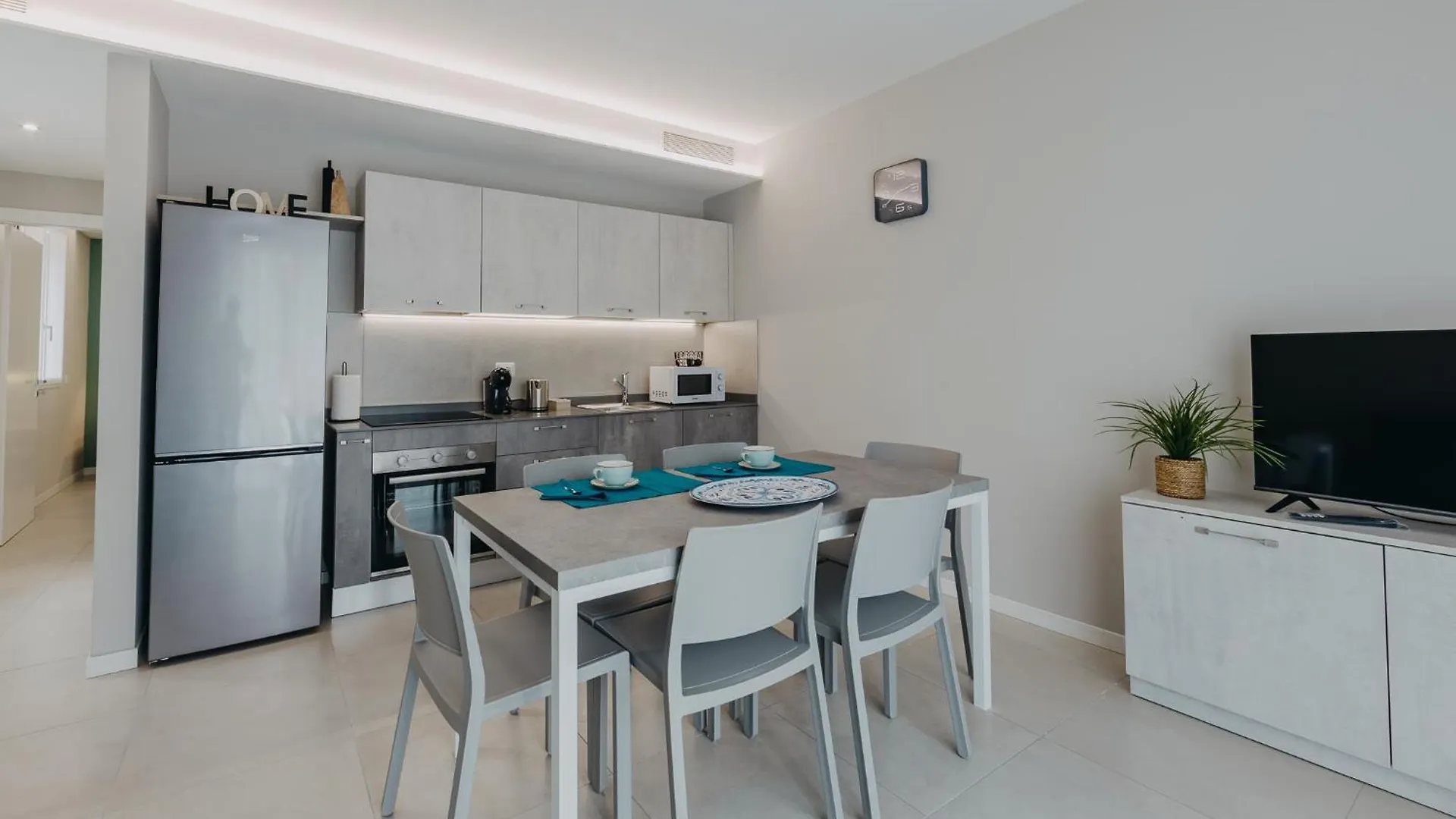 Villa Dama Holiday Apartments Padenghe sul Garda Italien