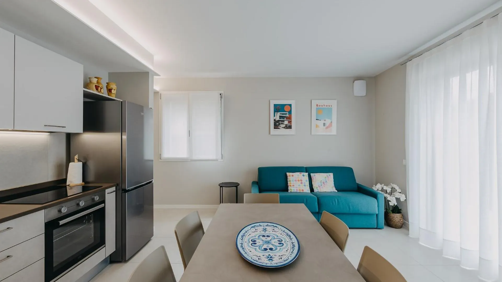 Villa Dama Holiday Apartments Паденге-суль-Гарда