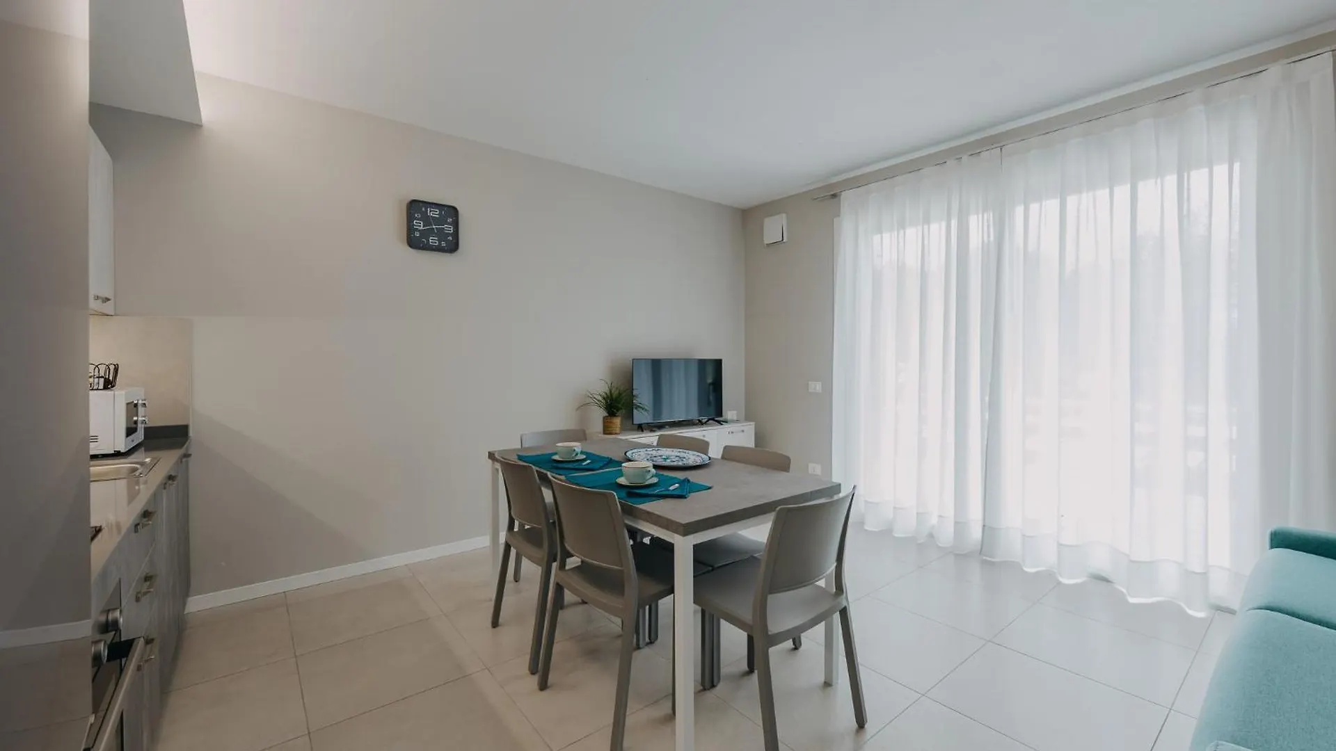 Villa Dama Holiday Apartments Padenghe sul Garda