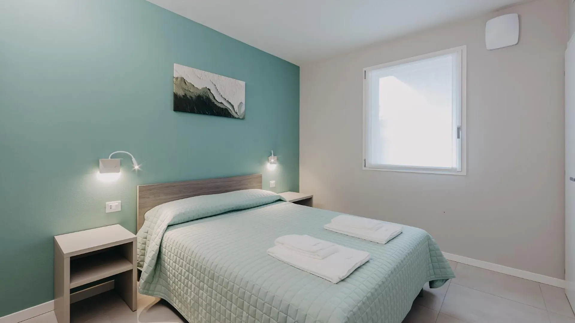 Villa Dama Holiday Apartments Padenghe sul Garda