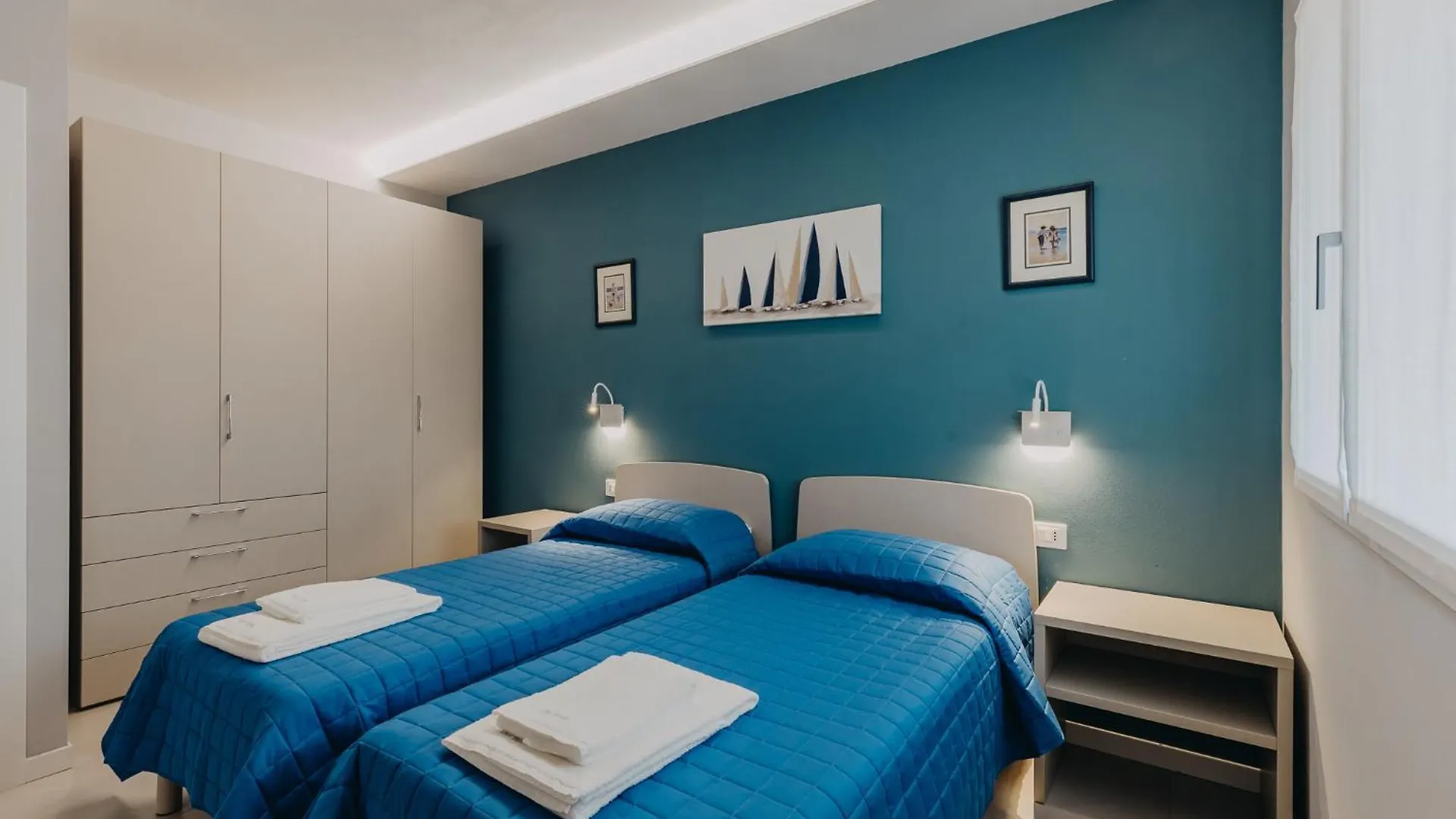 Villa Dama Holiday Apartments Padenghe sul Garda